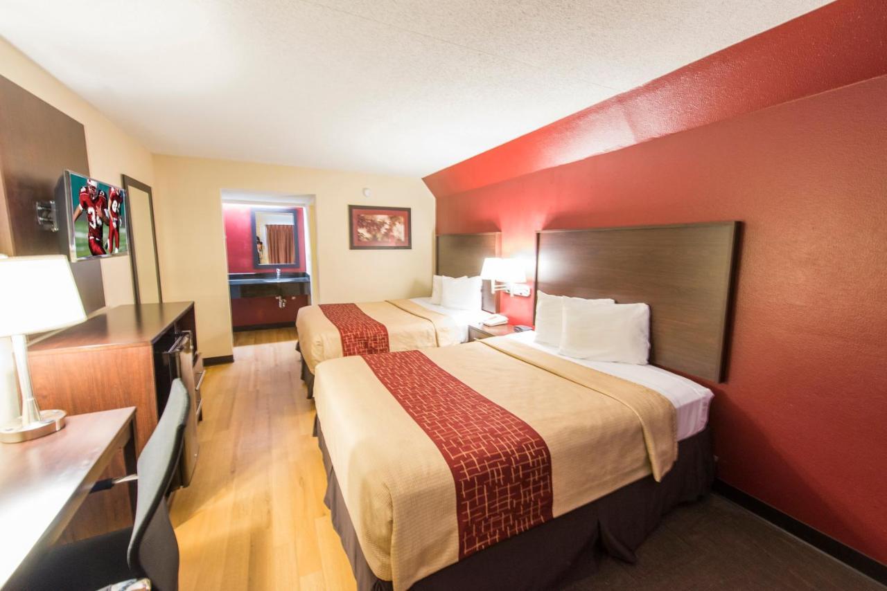Red Roof Inn Austin North Exterior photo
