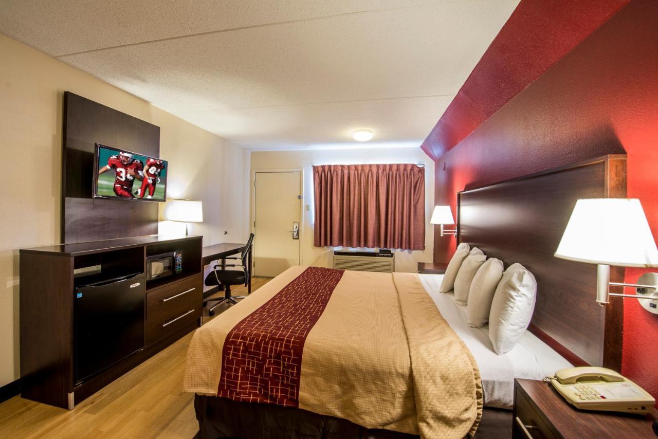 Red Roof Inn Austin North Exterior photo